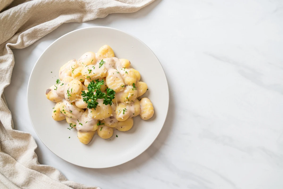 Wein zu Gnocchi mit Pilz-Sahnesoße: Die besten Pairings