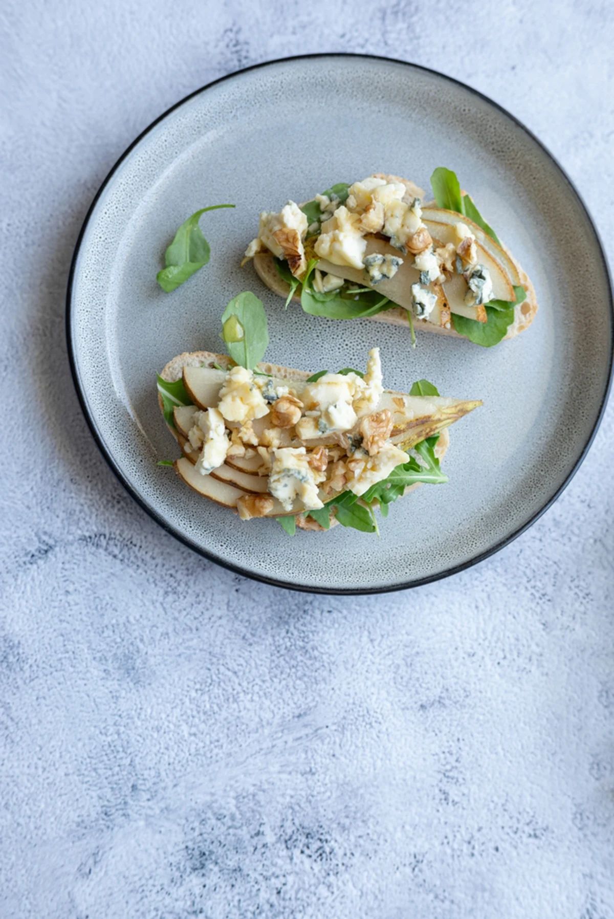 Il miglior vino con Päron och Gorgonzola på Crostini