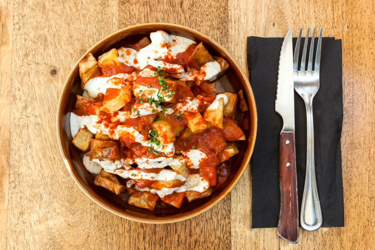 Il miglior vino per Patatas Bravas: abbinamento vino e cibo
