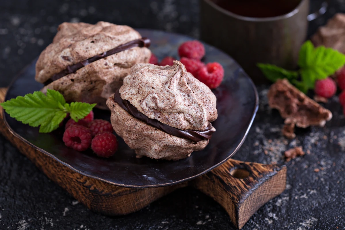 Chocolate Meringue Wine Pairing: A Decadent Dessert Recipe