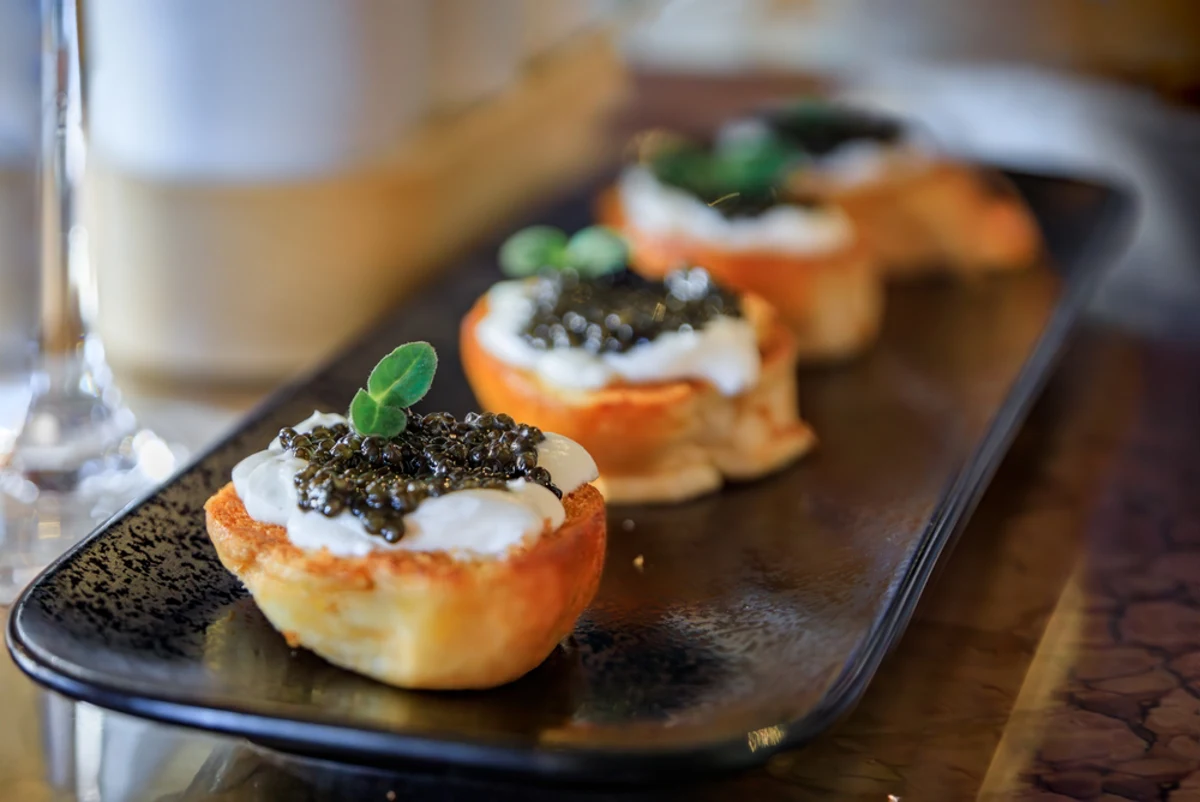 Best Wine with Blinis and Caviar: Elegant Pairings That Shine