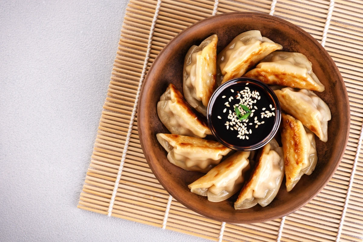 Wein zu Gyoza med skogschampinjoner: Die beste Weinempfehlung