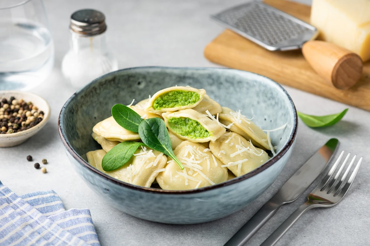 Wein zu Ravioli med Ricotta och Spenat: Rezept, Tipps & perfekte Kombination
