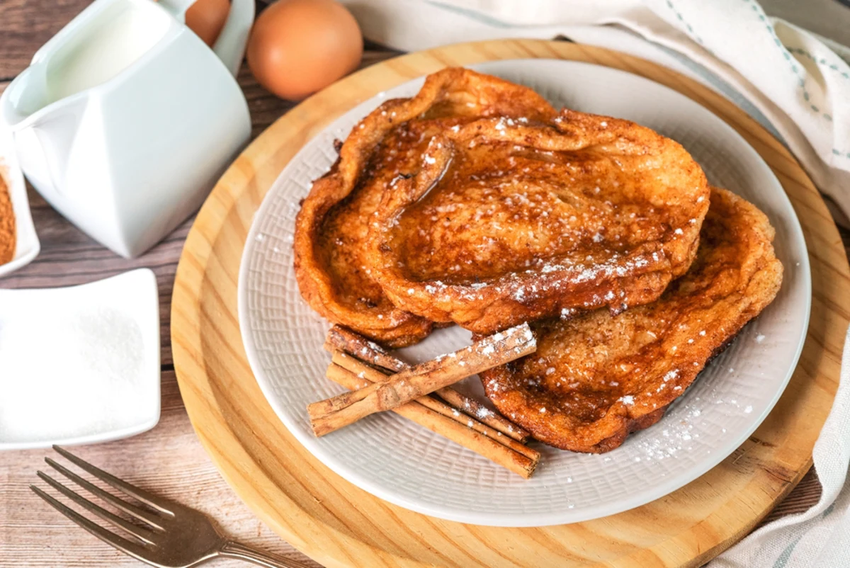 Best Wine Pairing for Torrijas: Sweet, Spiced Matches